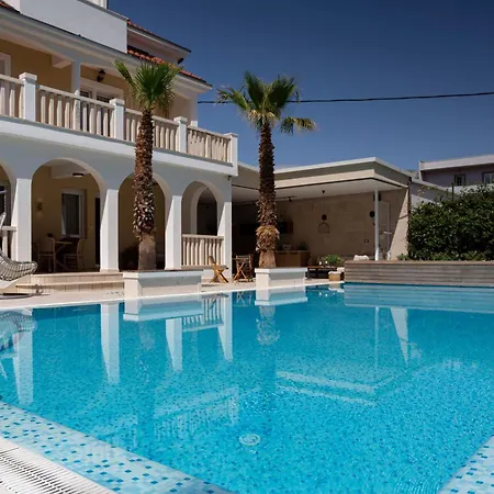 Casa Palace - 95sqm Pool&kids Playground Kaštela