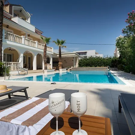 Casa Palace - 95sqm Pool&kids Playground * Kaštela