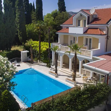 Casa Palace - 95sqm Pool&kids Playground *